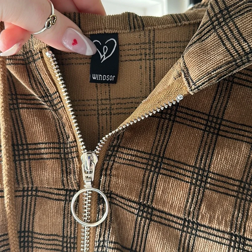 cropped jacket - Picture 2 of 2